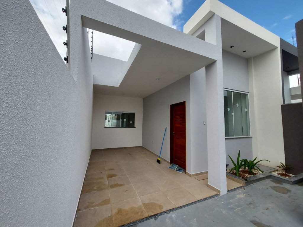 Casa nova na Barra dos Coqueiros/SE.