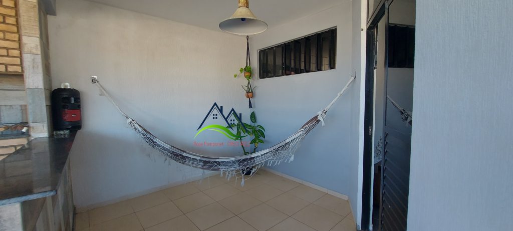 Casa com ponto comercial na Atalaia – Aracaju/SE.