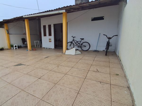 Casa com 3 quartos na aruana –  venda