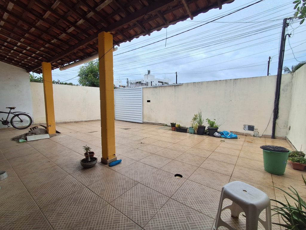 Casa com 3 quartos na aruana –  venda