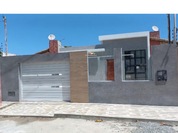 Casa nova com 4 quartos na Aruana –  Á venda