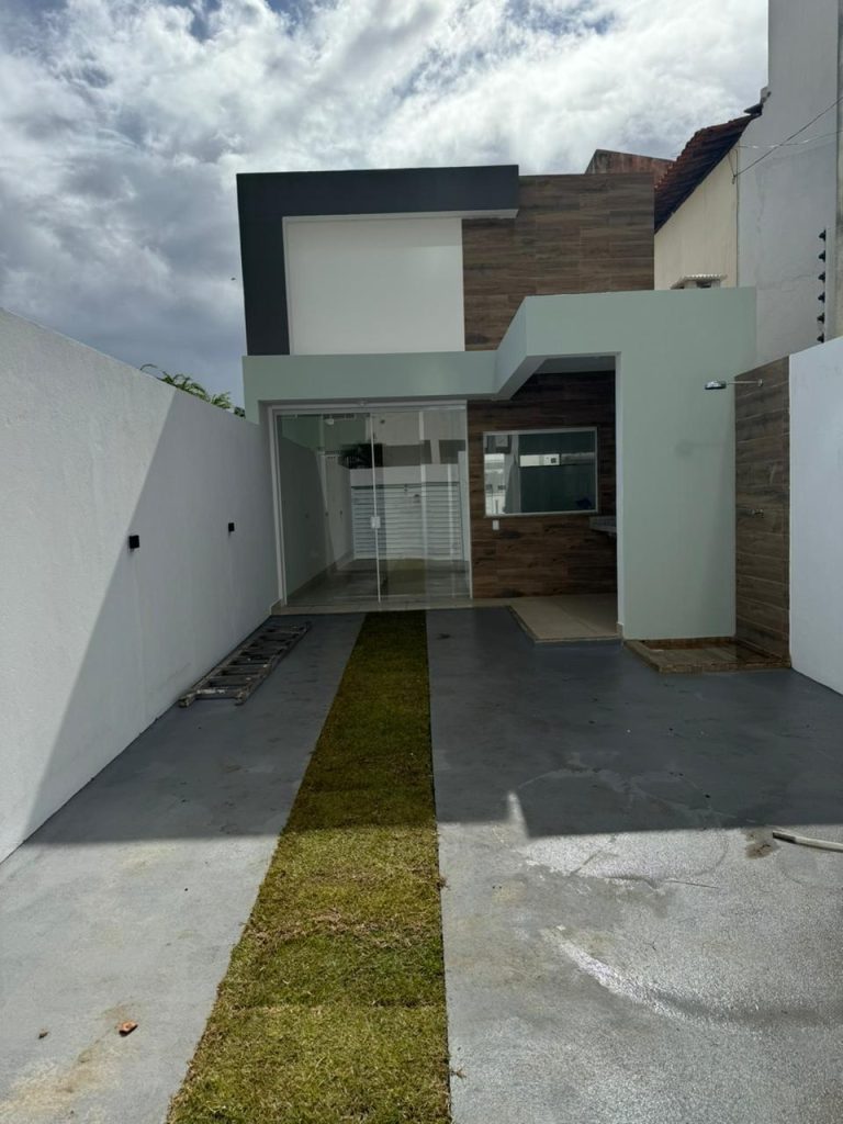 Casa nova na Atalaia com 3 quartos – á venda – Aracaju/SE.