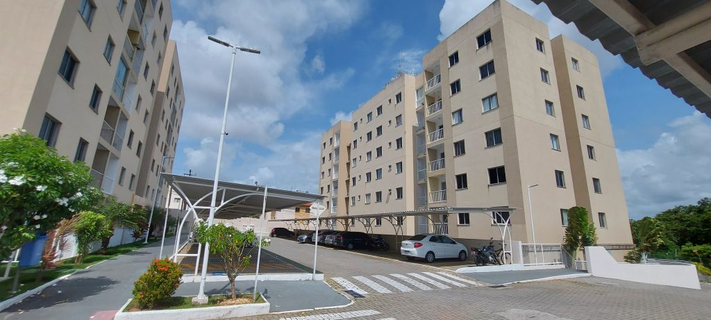 Apartamento reformado com 2 quartos no jabotiana