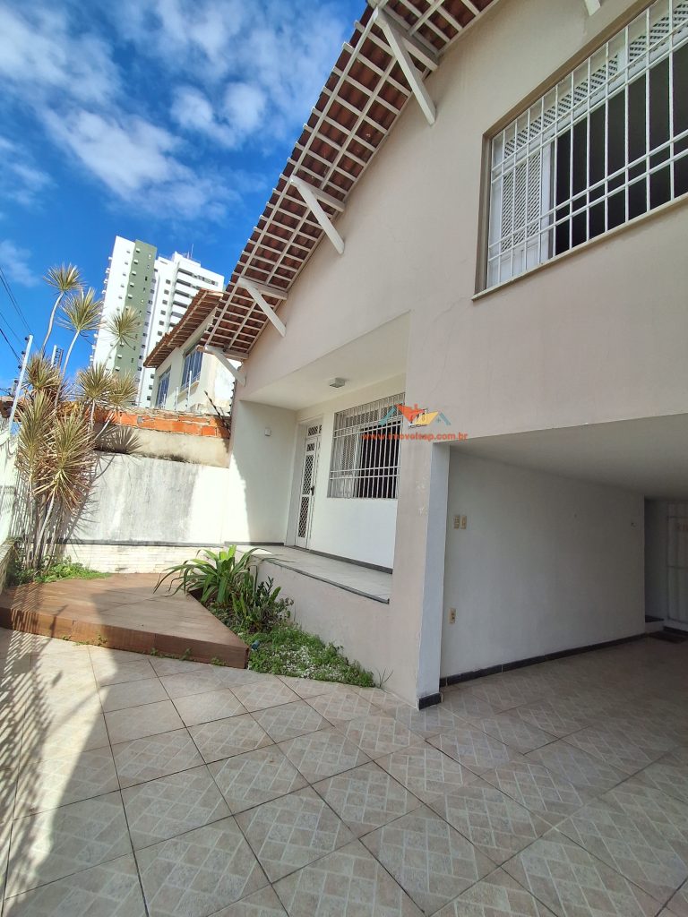 Casa excelente com 4 quartos no Salgado Filho – Aracaju