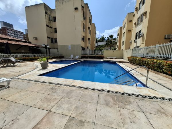 Apartamento á venda com 3 quartos no Luzia