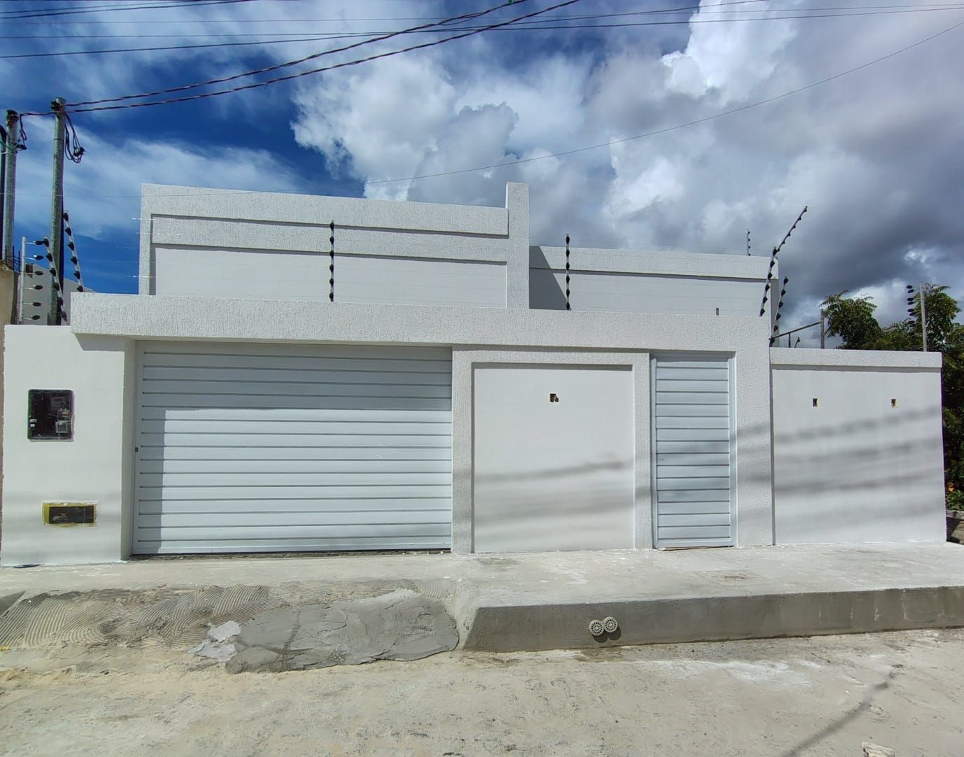 Casa nova à venda na Aruana