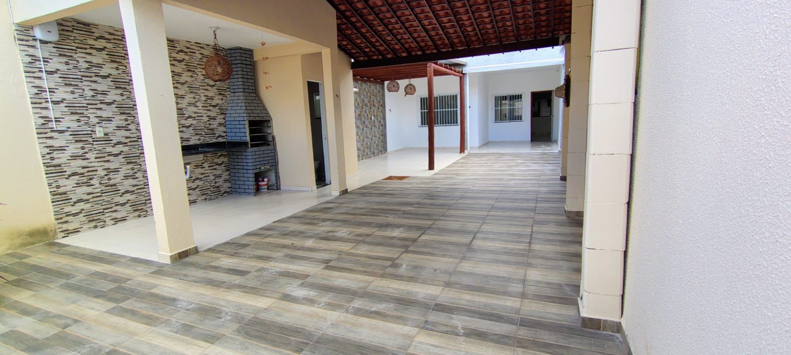 Casa com 210m² no centro da Barra dos Coqueiros