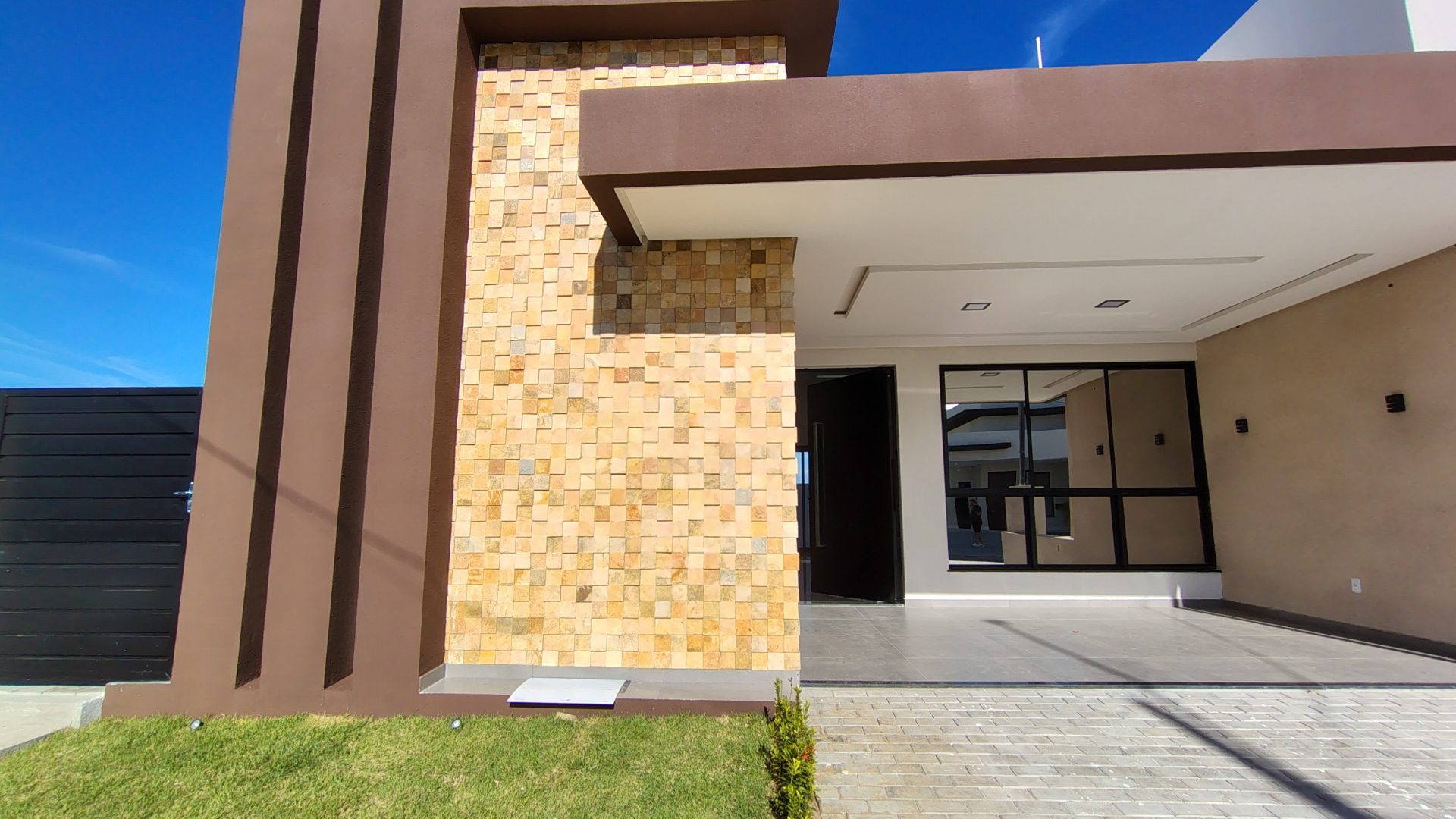 Casa nova em condomínio pé na areia- Barra dos Coqueiros