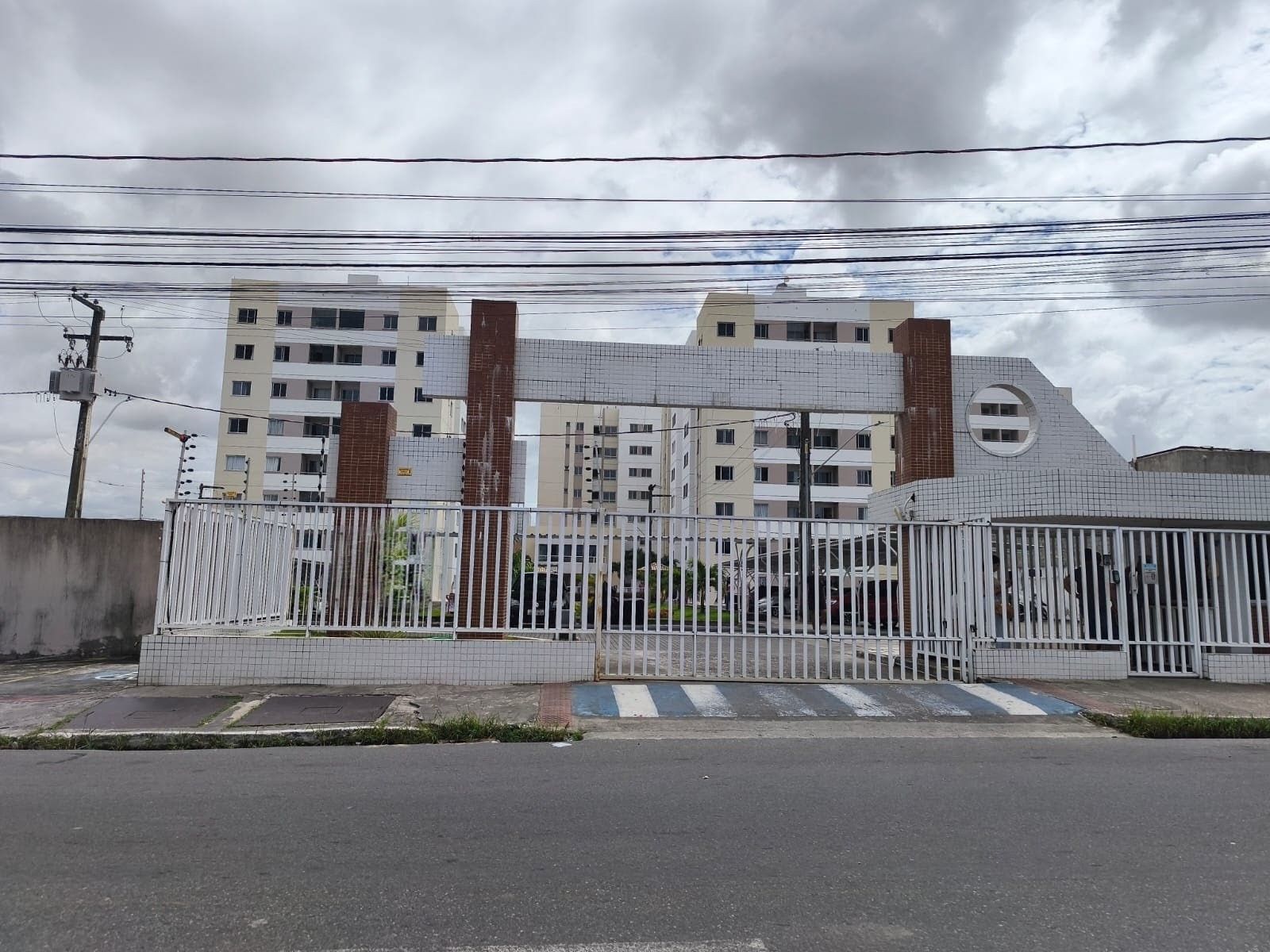 Apartamento à Venda no Jardim Centenário – Condomínio Clube por R$ 210 Mil!